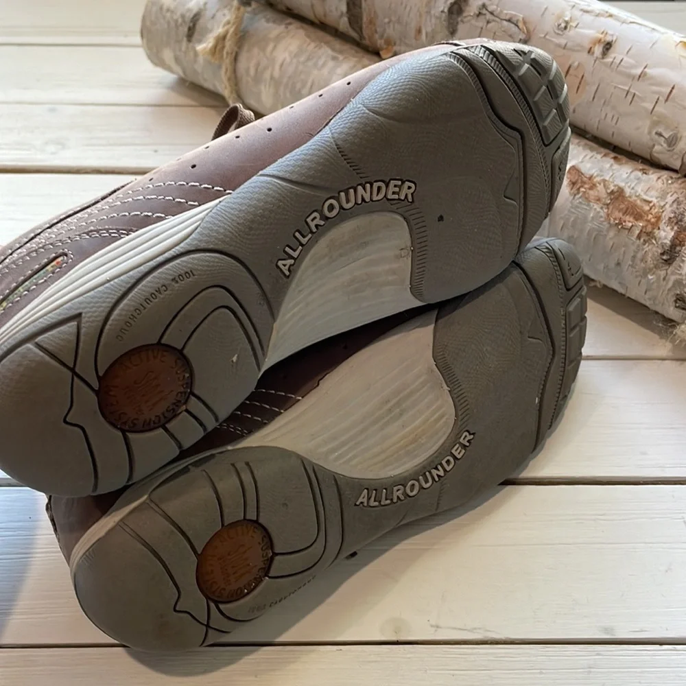 Allrounder Womens Leather Sneakers size 9.5